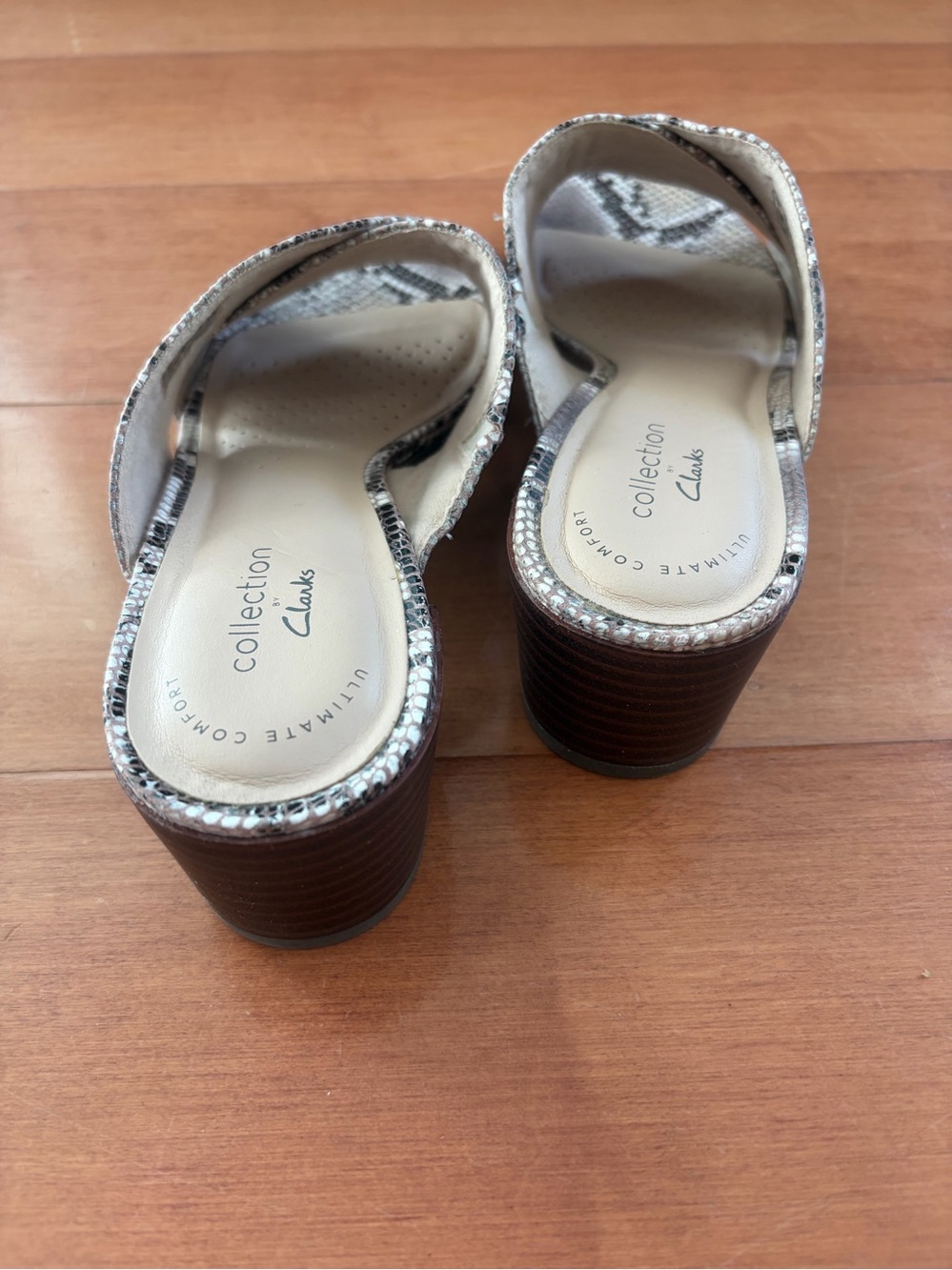 Clarks Snake Python Print Leather Sandals, 7.5 - Picture 5 of 6
